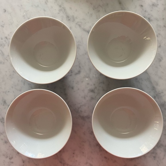Set of 4 Japanese Rice Bowls - Picture 2 of 10